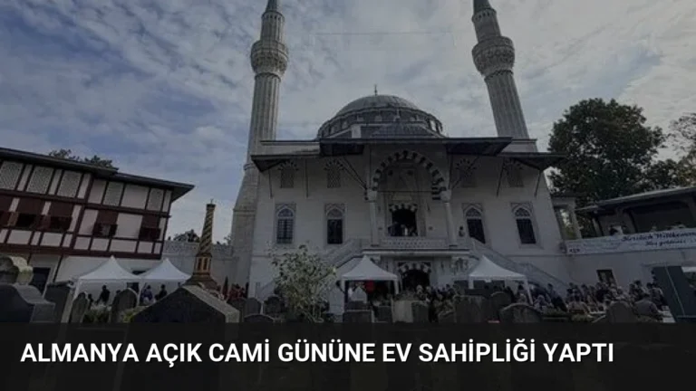 Almanya Açık Cami Gününe Ev Sahipliği Yaptı